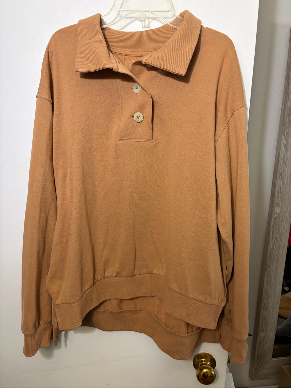 Women’s Sonoma large brown button pullover